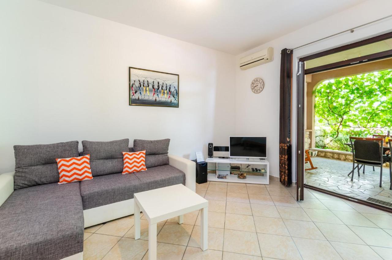 Ananas Apartments Crikvenica Exterior foto