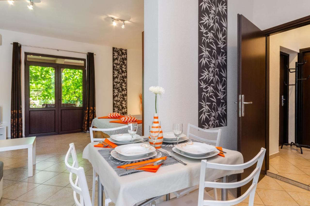 Ananas Apartments Crikvenica Exterior foto